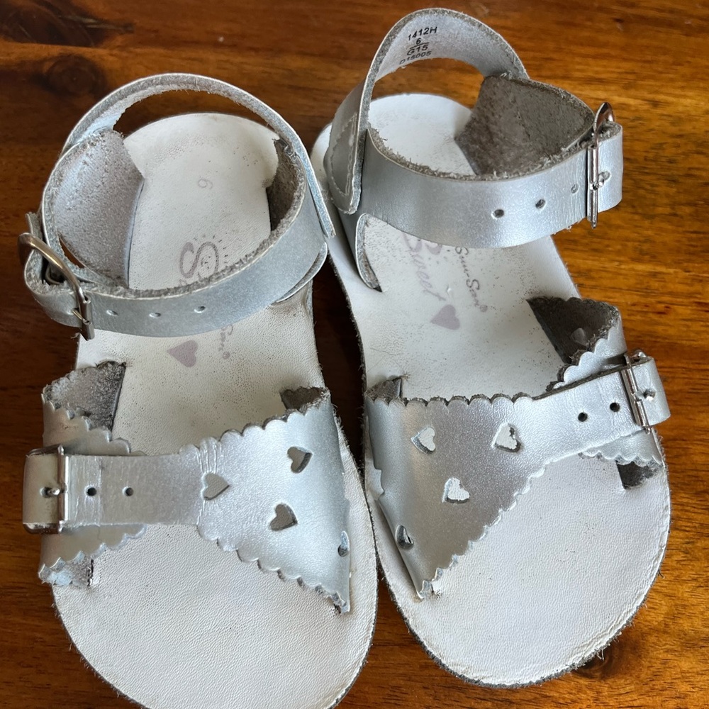 Saltwater Sandals— Sun-San Surfer Sandal